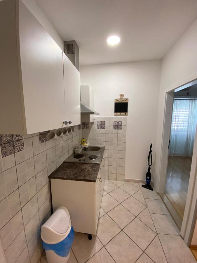 Apartmani Mare Baška Voda Exterior foto
