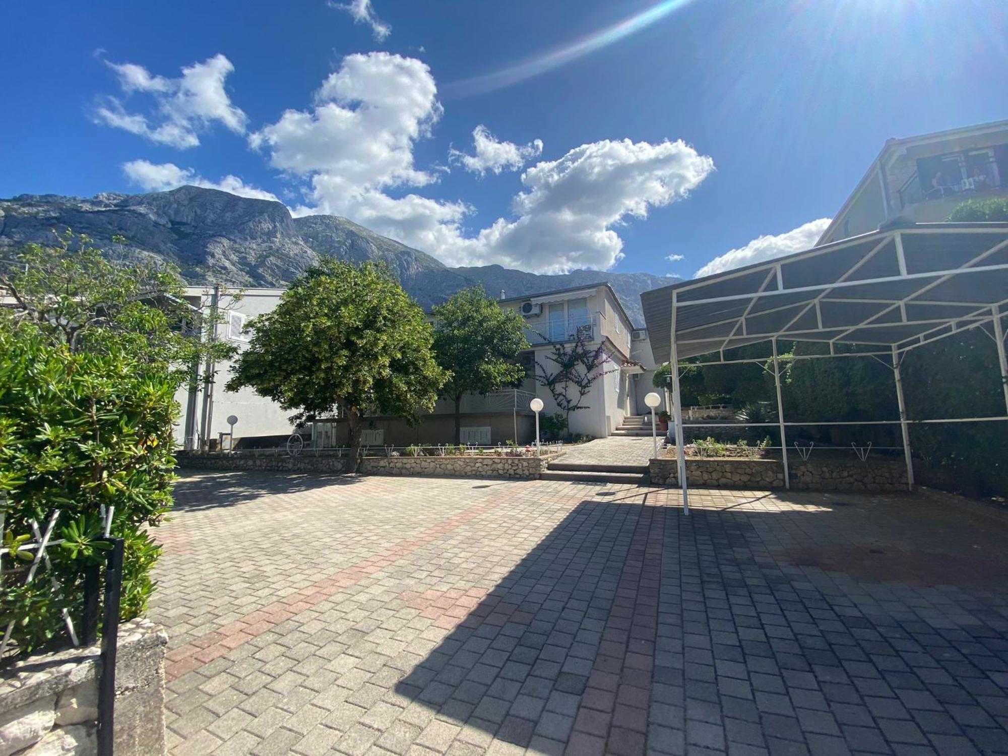 Apartmani Mare Baška Voda Exterior foto